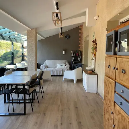 Couette-café Les Hauts De Beillard 3*